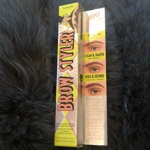 BROW STYLER